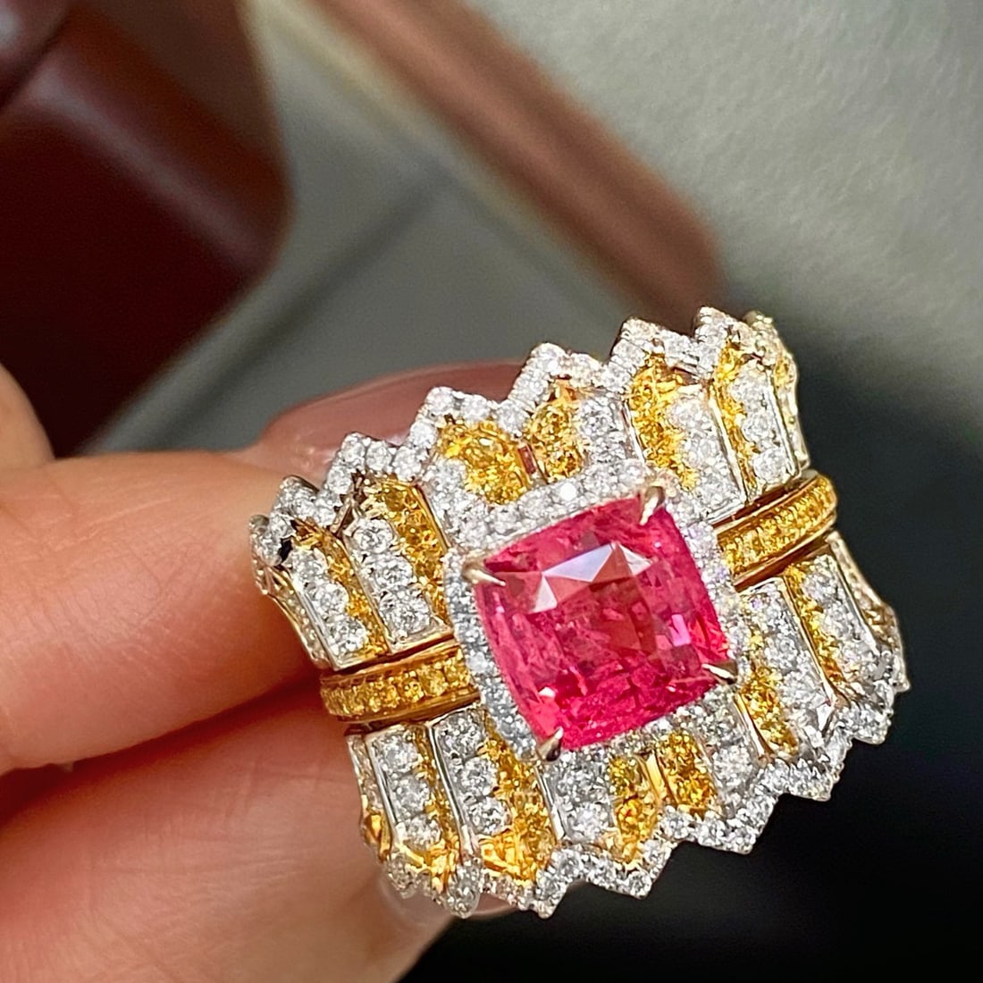 14k Gold 3.5 Ctw Natural Spinel & Diamond Ring - 4