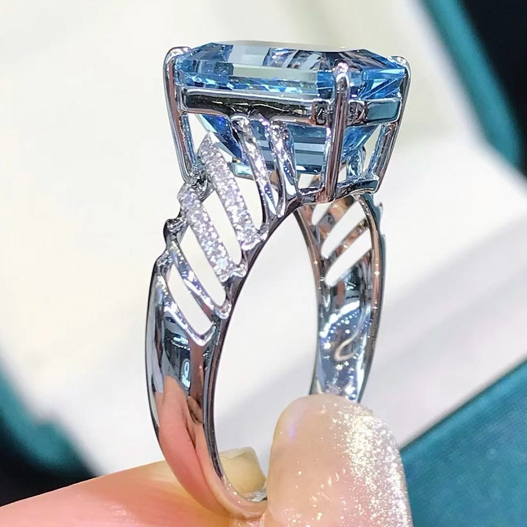 14k Gold 4.86 Ctw Natural Aquamarine & Diamond Ring - 3