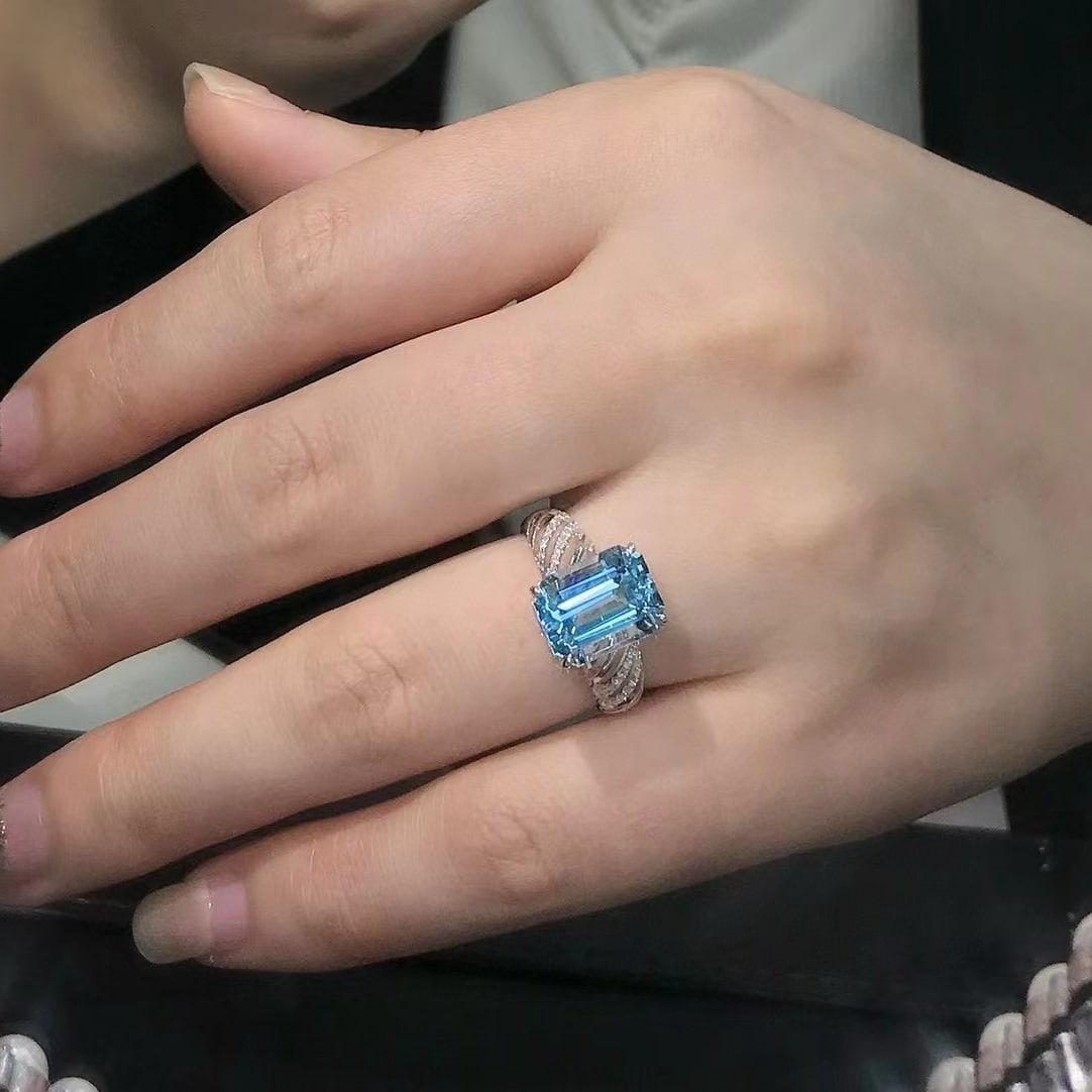 14k Gold 4.86 Ctw Natural Aquamarine & Diamond Ring - 4