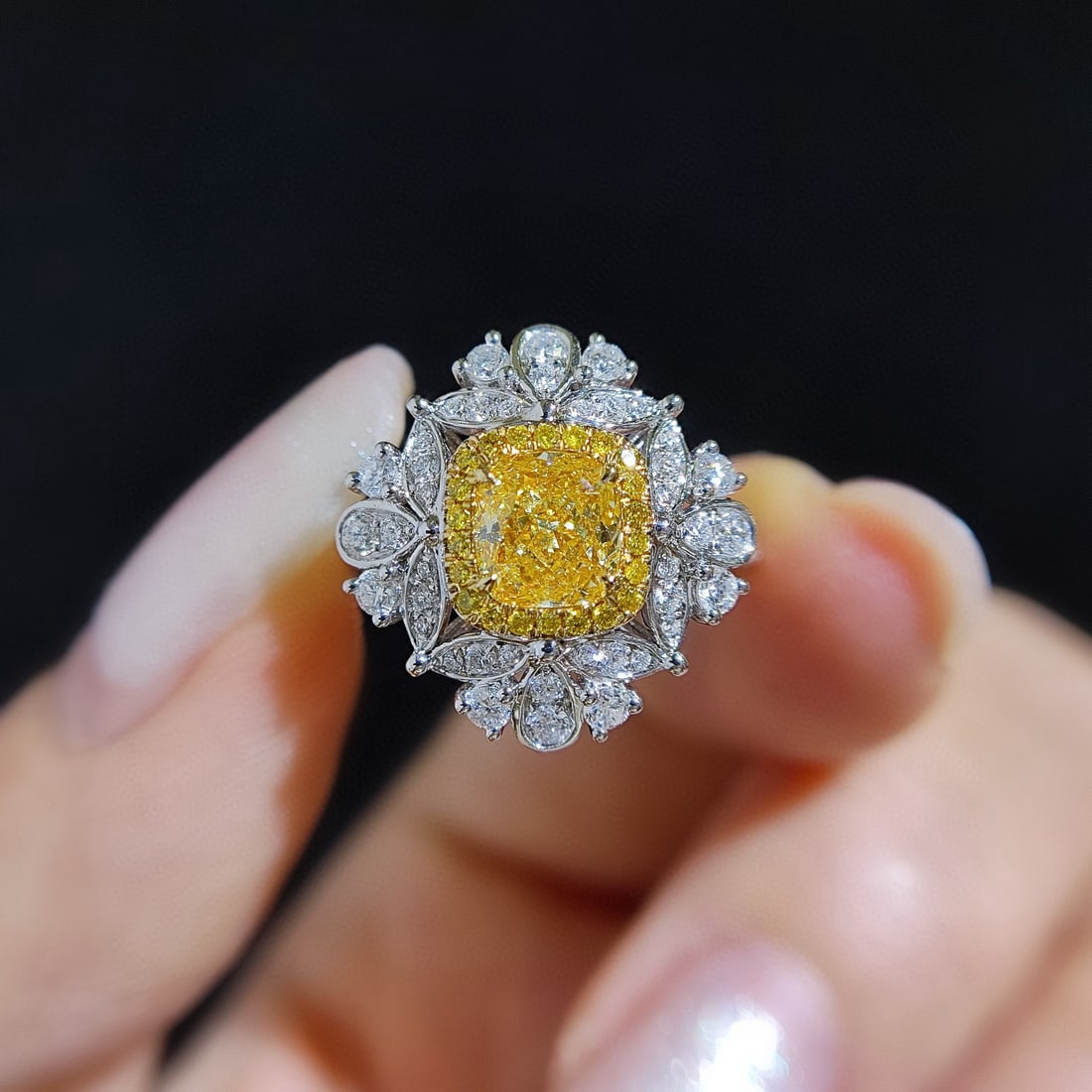 Gia Certified 14k Gold 1.53 Ctw Natural Yellow Diamond & Diamond Ring/pendant( Without Chain ): Ref:231052279 // gold content:14k gold // ring size:7. 25us // // main gemstone:yellow diamond // certified:gia // shape:cushion // carat weight:1. 01ct // clarity grade:vs1 // color:yellow //