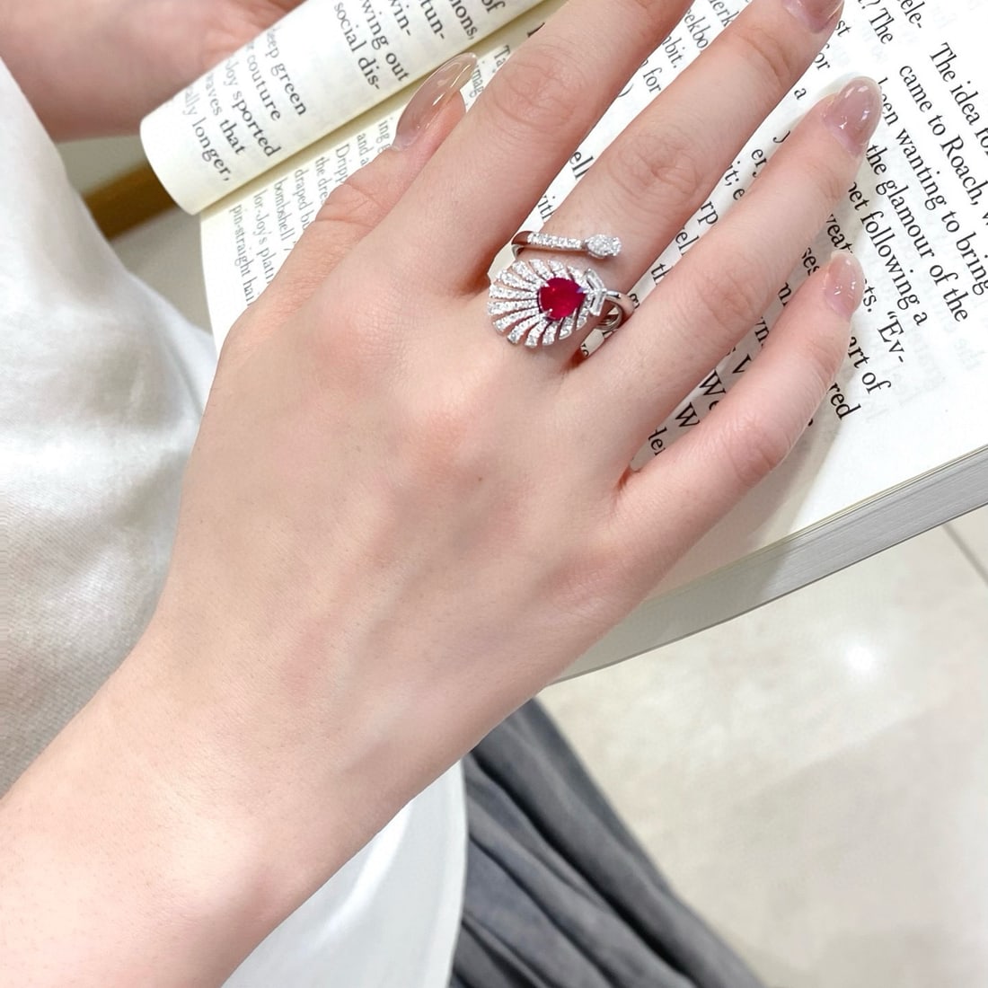 14k Gold 1.53 Ctw Natural Ruby & Diamond Ring - 6