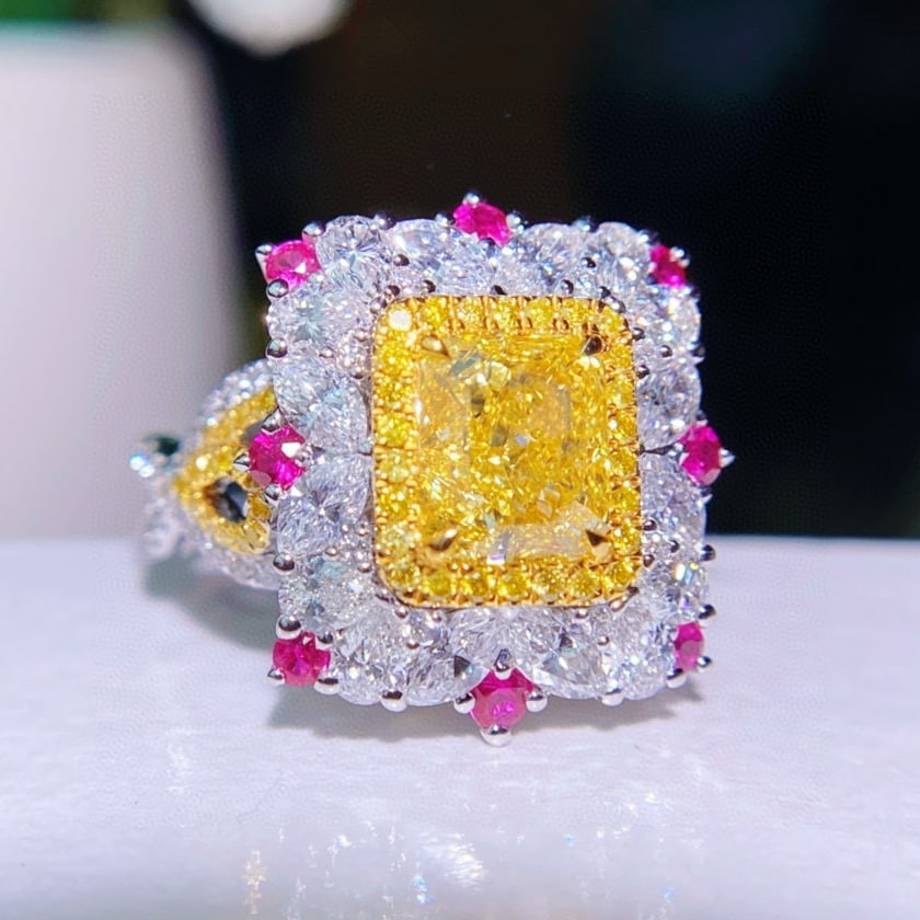 Gia Certified 14k Gold 3.15 Ctw Natural Yellow Diamond & Diamond Ring - 2