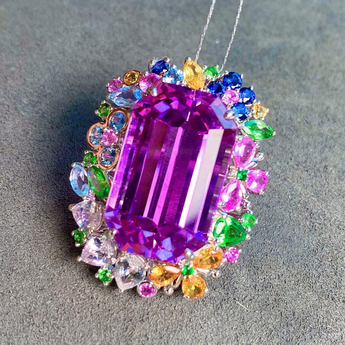 14k Gold 34.75 Ctw Natural Kunzite & Sapphire & Tsavorite Pendant( Without Chain ) - 6
