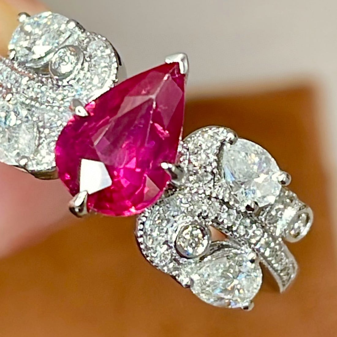 14k Gold 1.72 Ctw Natural Ruby & Diamond Ring - 4