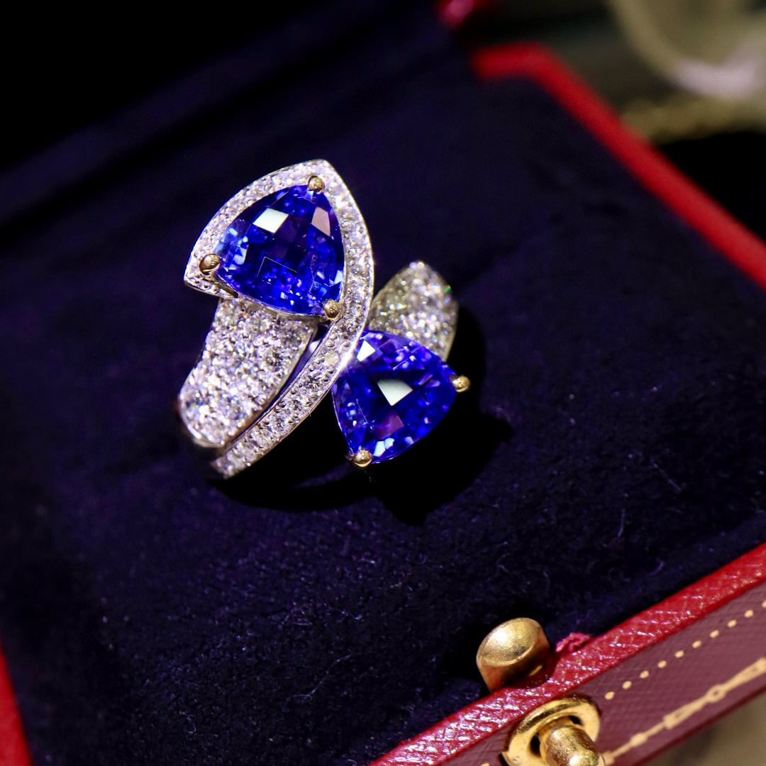 14k Gold 5.92 Ctw Natural Tanzanite & Diamond Ring - 2