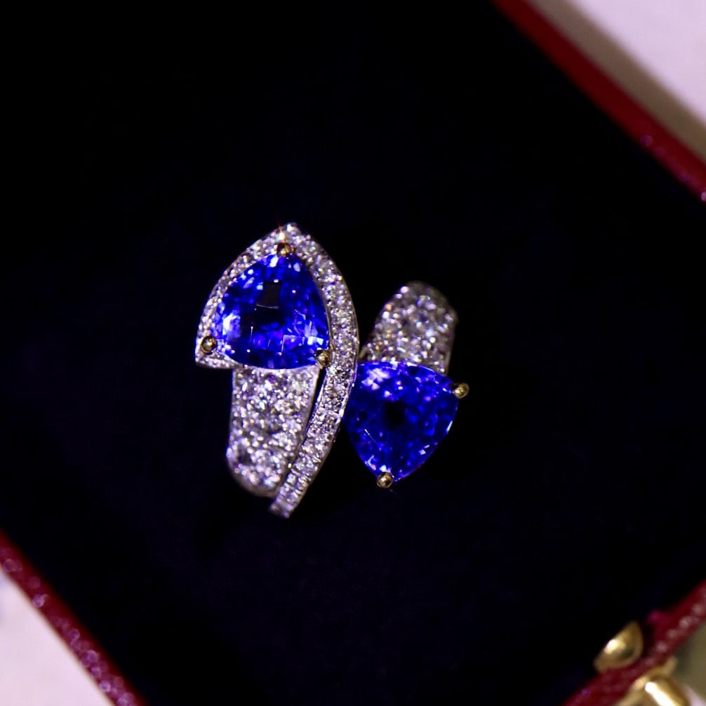 14k Gold 5.92 Ctw Natural Tanzanite & Diamond Ring - 8