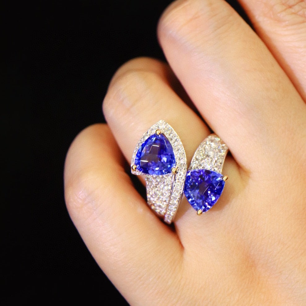14k Gold 5.92 Ctw Natural Tanzanite & Diamond Ring - 9