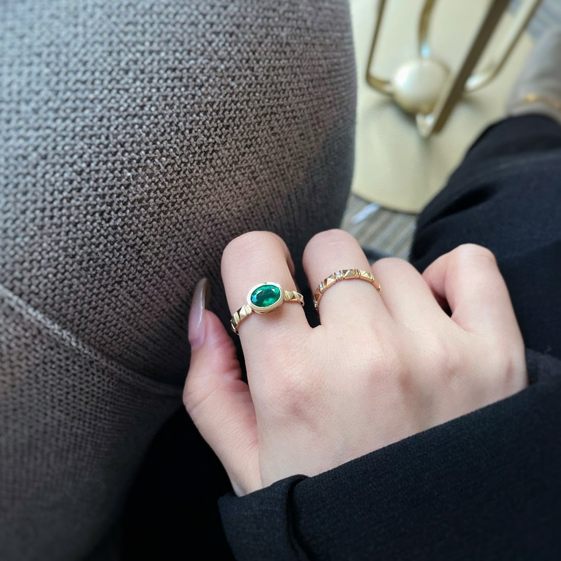 14k Gold 0.9 Ct Natural Emerald Ring - 6