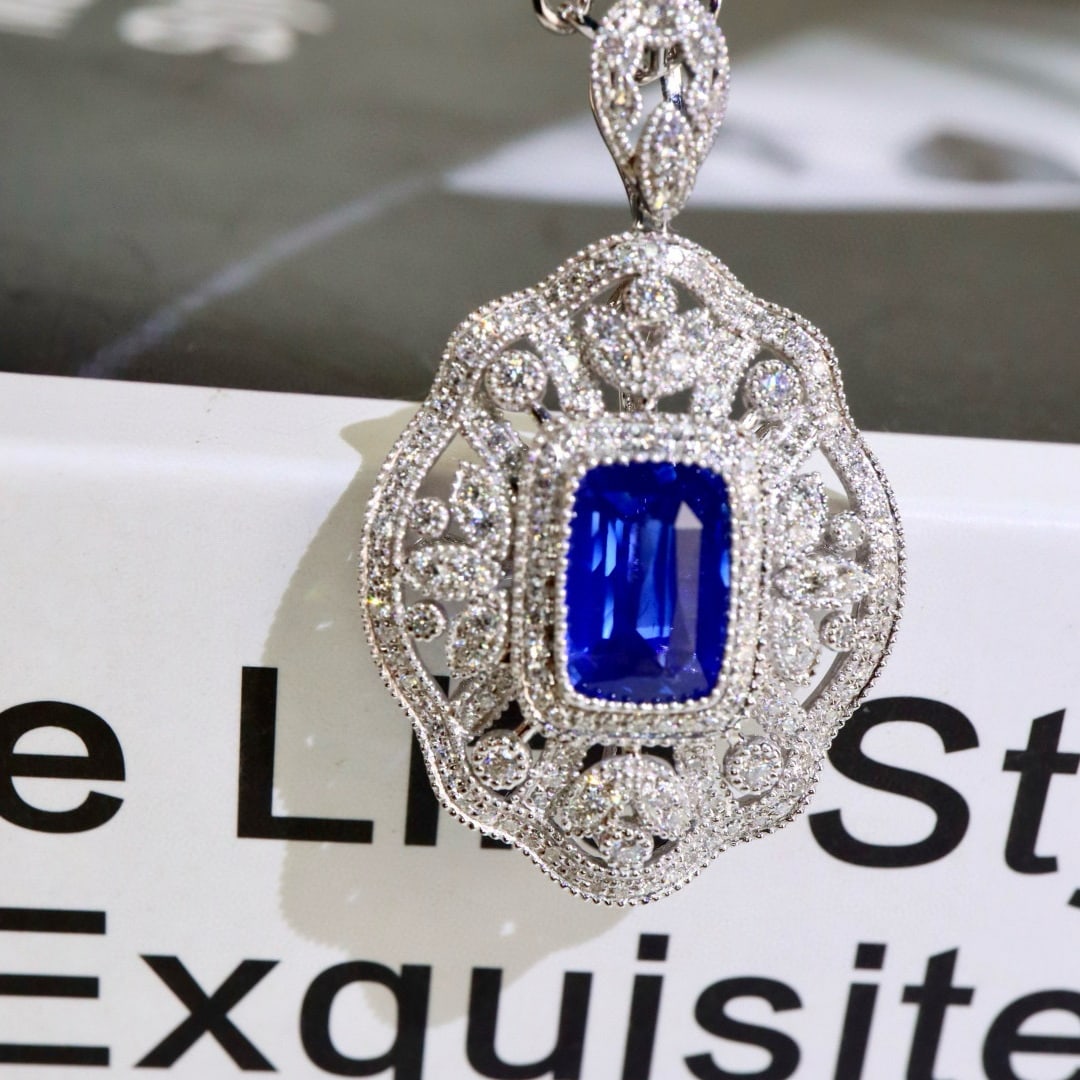 14k Gold 2.75 Ctw Vivid Blue Natural Sapphire & Diamond Pendant( Without Chain ) - 5