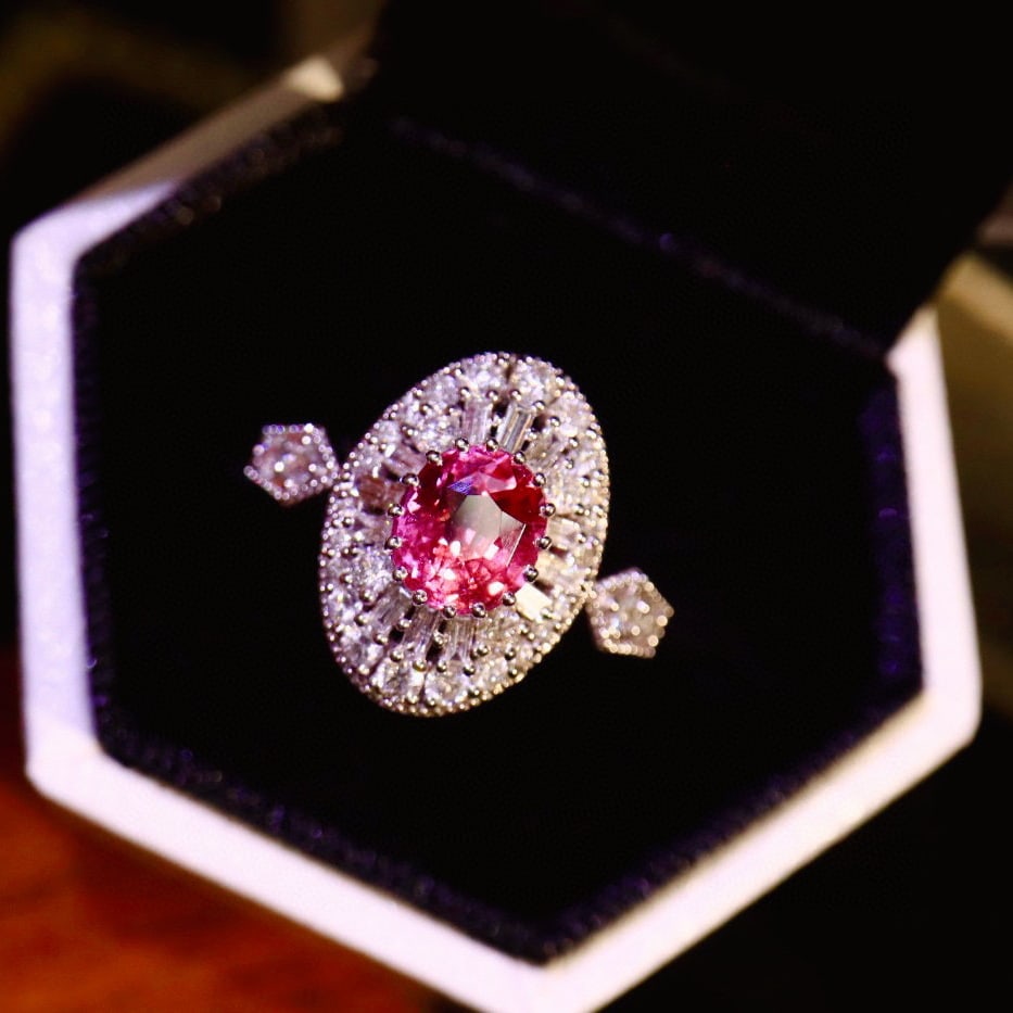 14k Gold 1.95 Ctw Natural Padparadscha Sapphire & Diamond Ring - 4