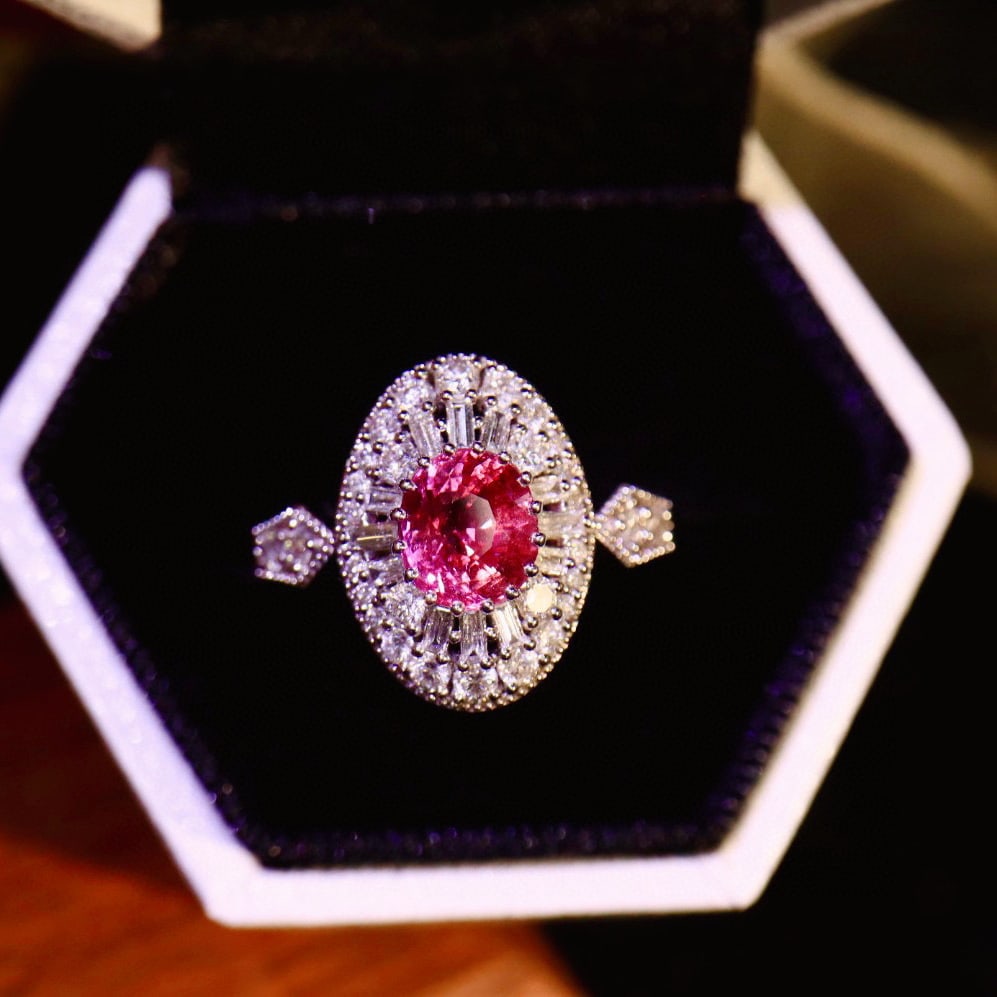 14k Gold 1.95 Ctw Natural Padparadscha Sapphire & Diamond Ring - 6