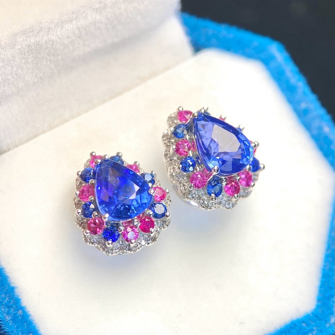 14k Gold 2.39 Ct Natural Sapphire & Diamond Earrings - 4