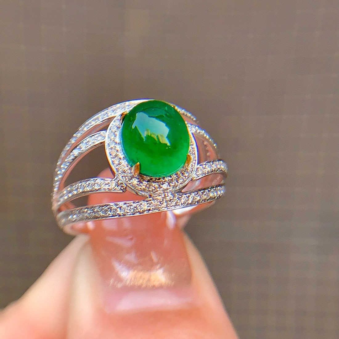14k Gold 3.26 Ctw Vivid Green Natural Emerald & Diamond Ring - 2