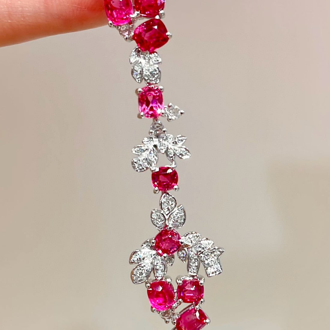 14k Gold 7.7 Ct Natural Spinel & Diamond & Sapphire Bracelet - 5