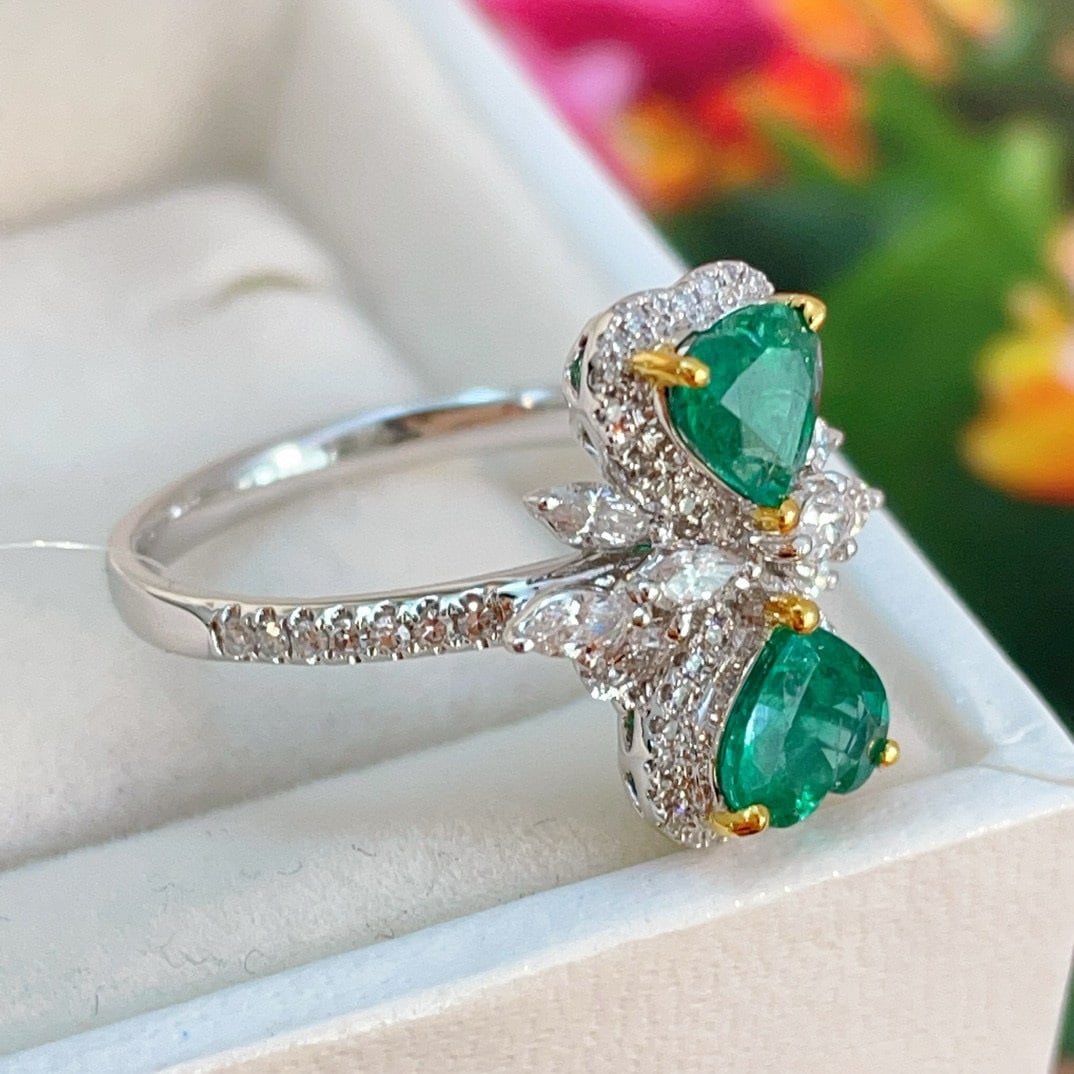 14k Gold 1.63 Ctw Vivid Green Natural Emerald & Diamond Ring - 2