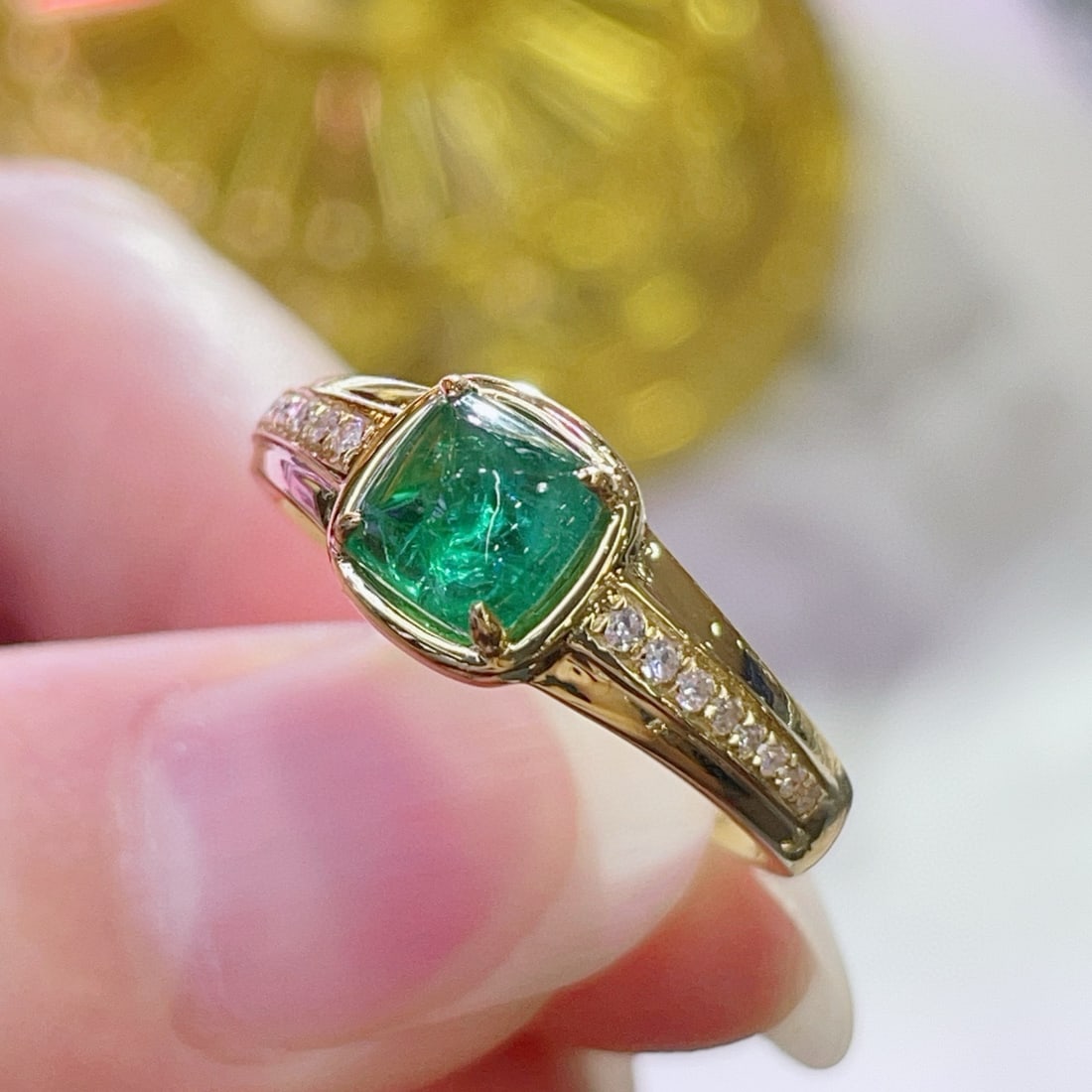 14k Gold 1 Ct Natural Emerald & Diamond Ring - 3
