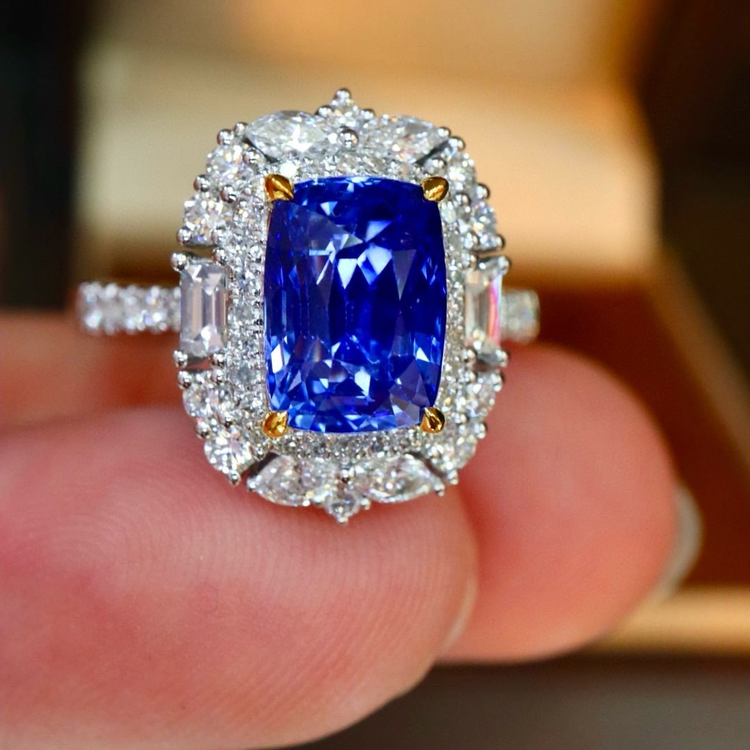 14k Gold 3.30 Ctw Natural Sapphire & Diamond Ring - 2