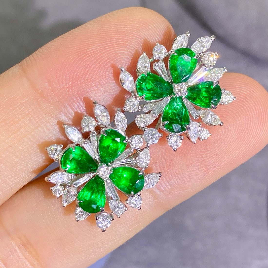 14k Gold 4.10 Ctw Vivid Green Natural Emerald & Diamond Earrings - 2
