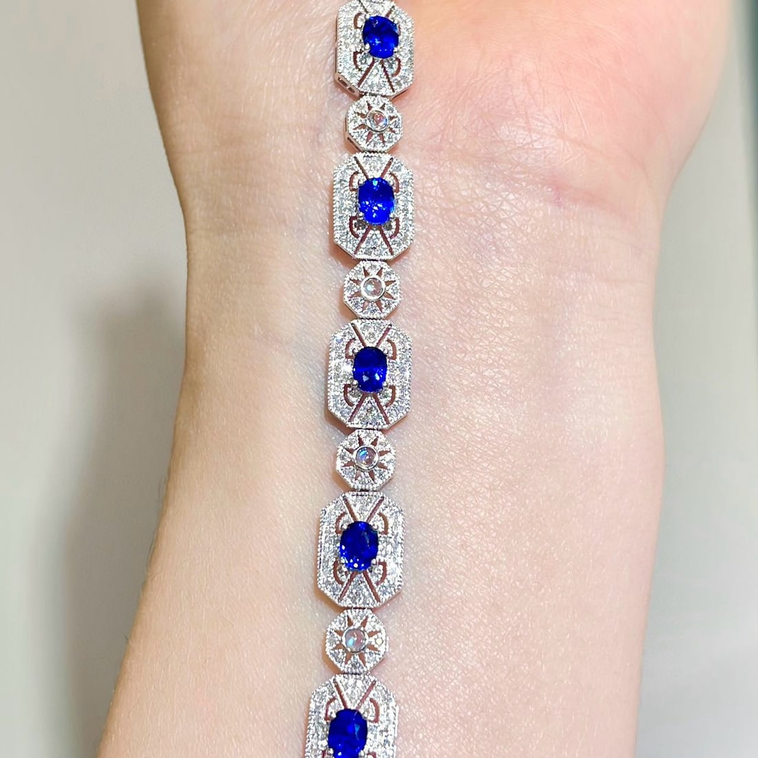 14k Gold 4 Ct Natural Sapphire & Diamond & Moonstone Bracelet - 5