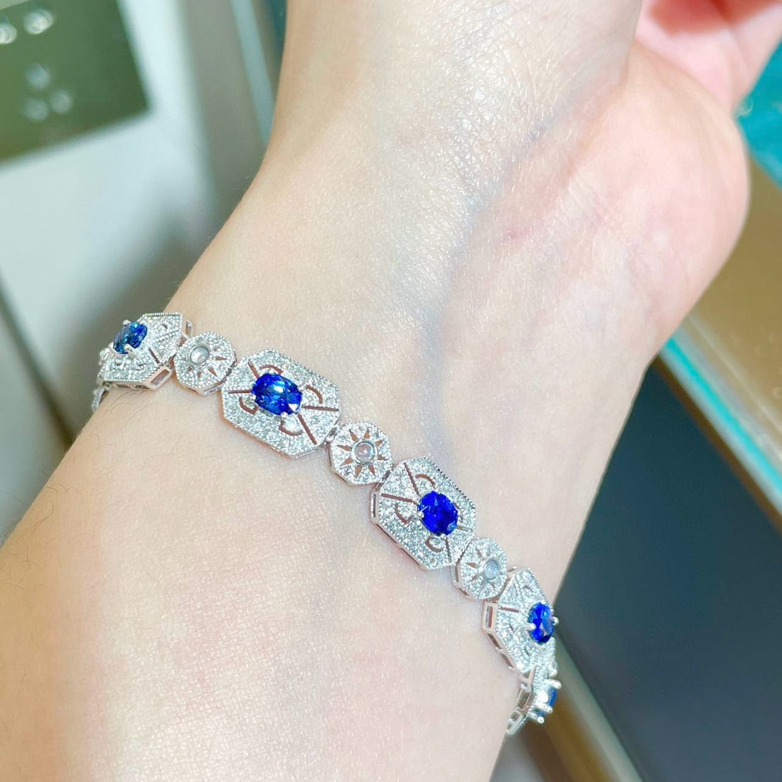 14k Gold 4 Ct Natural Sapphire & Diamond & Moonstone Bracelet - 8