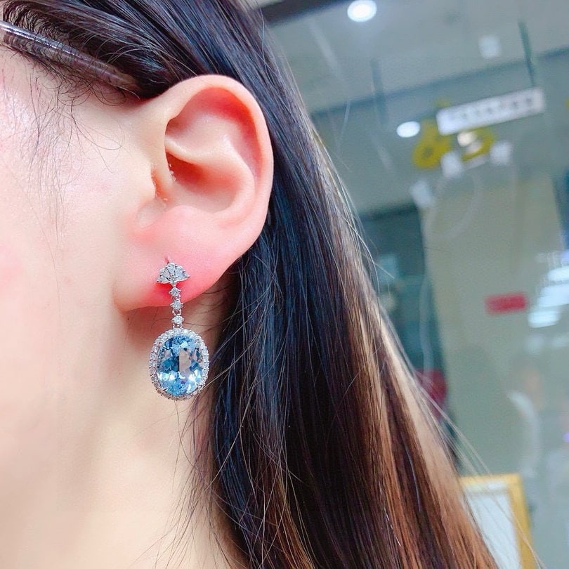 14k Gold 8 Ct Natural Aquamarine & Diamond Earrings - 7