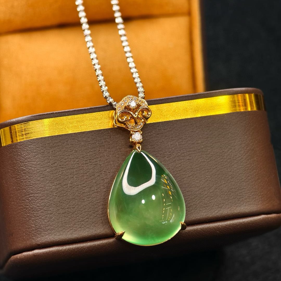 14k Gold 22.71 Ctw Natural Prehnite & Diamond Pendant( Without Chain ) - 3