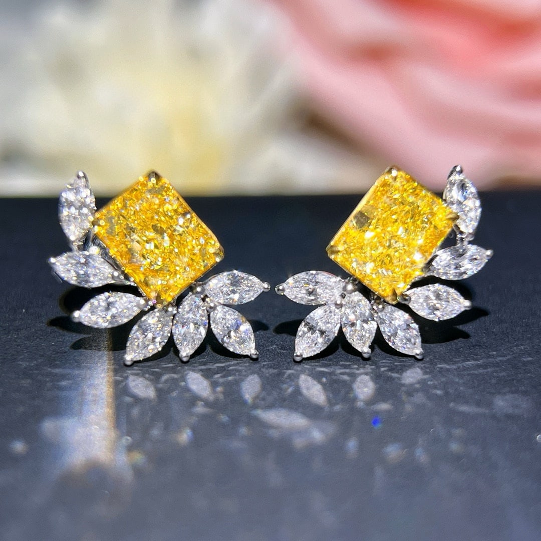 Gia Certified 14k Gold 2.00 Ct Natural Yellow Diamond & Diamond Earrings: Ref:231052395 // gold content:14k gold // main gemstone:yellow diamond // certified:gia // shape:radiant // carat weight:2. 00ct // clarity grade:i1/si2 // color:yellow // treatment:natural // saturab