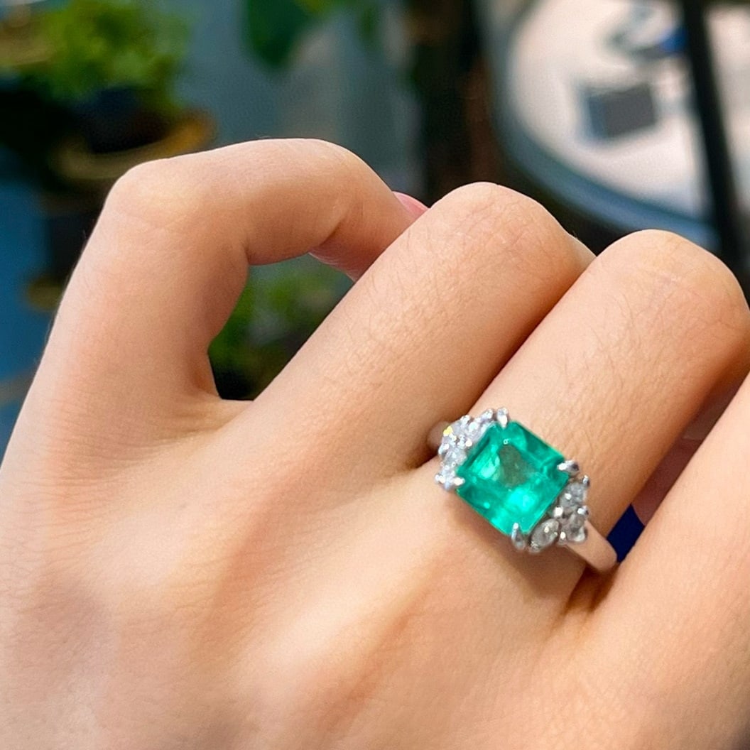 14k Gold 2.74 Ctw Natural Emerald & Diamond Ring - 3