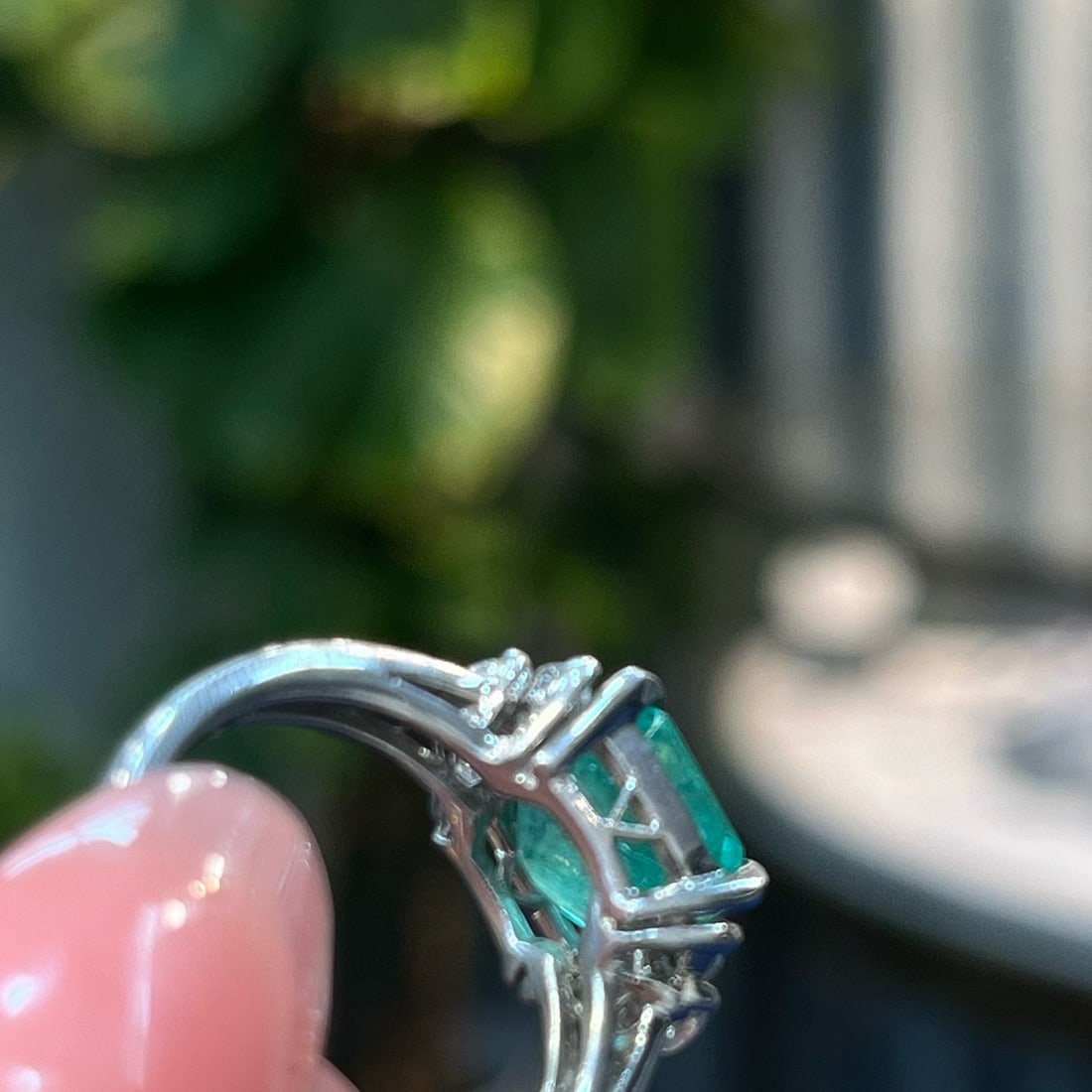 14k Gold 2.74 Ctw Natural Emerald & Diamond Ring - 4
