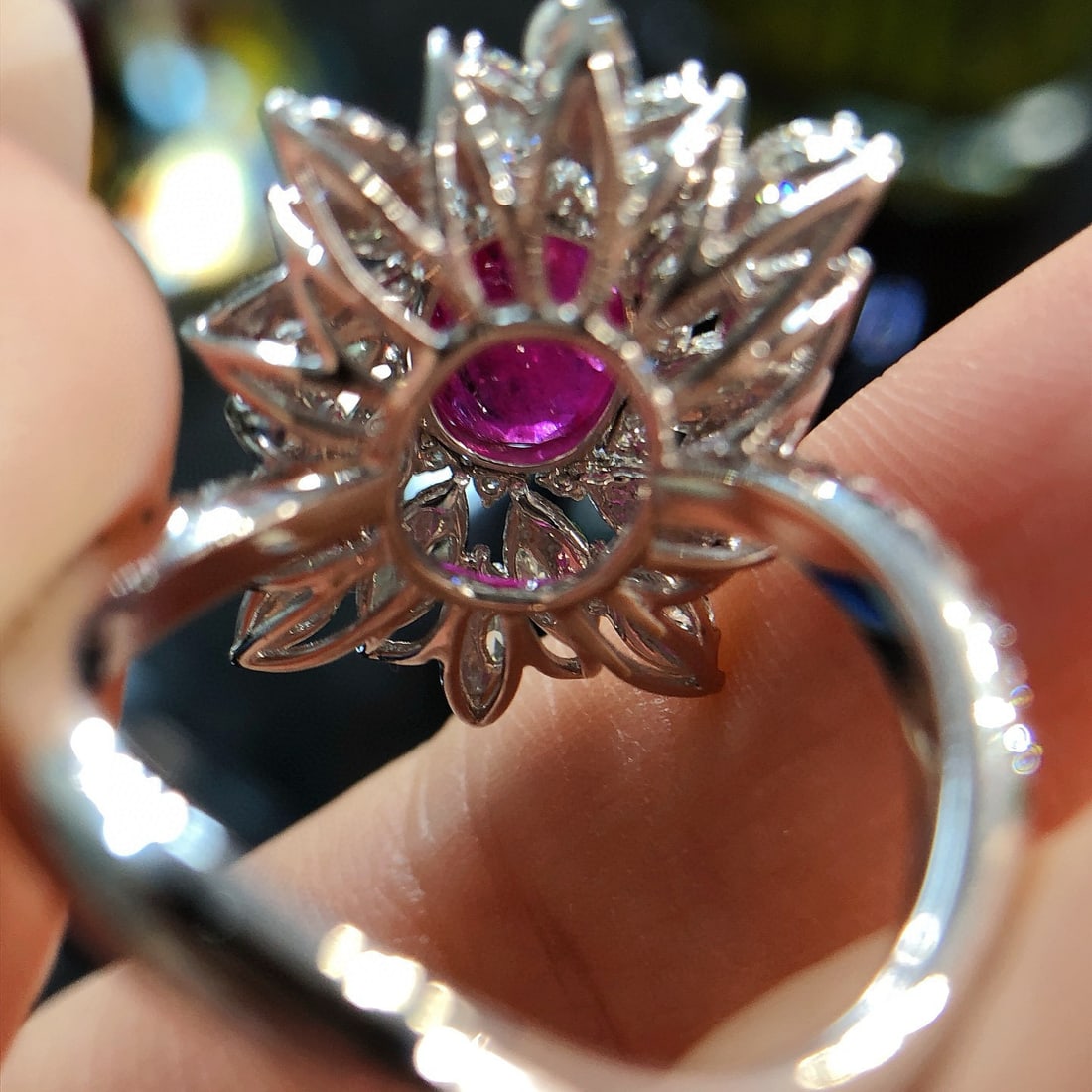 14k Gold 3.04 Ctw Natural Ruby & Diamond Ring - 5
