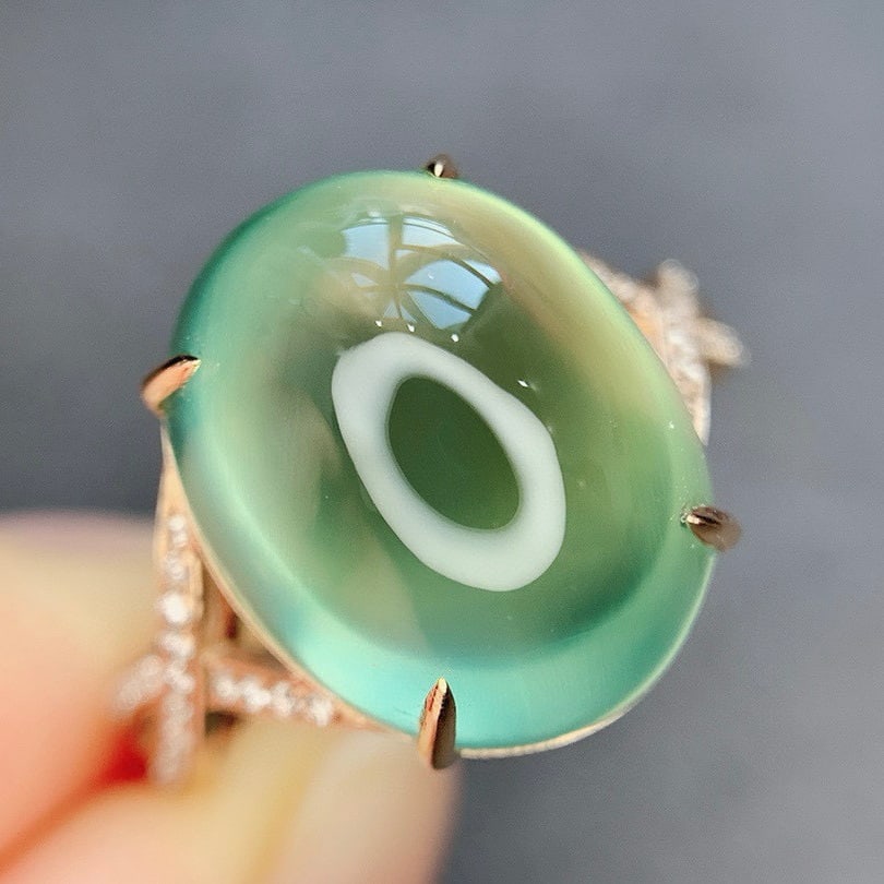 14k Gold 11.39 Ct Natural Prehnite & Diamond Ring - 2
