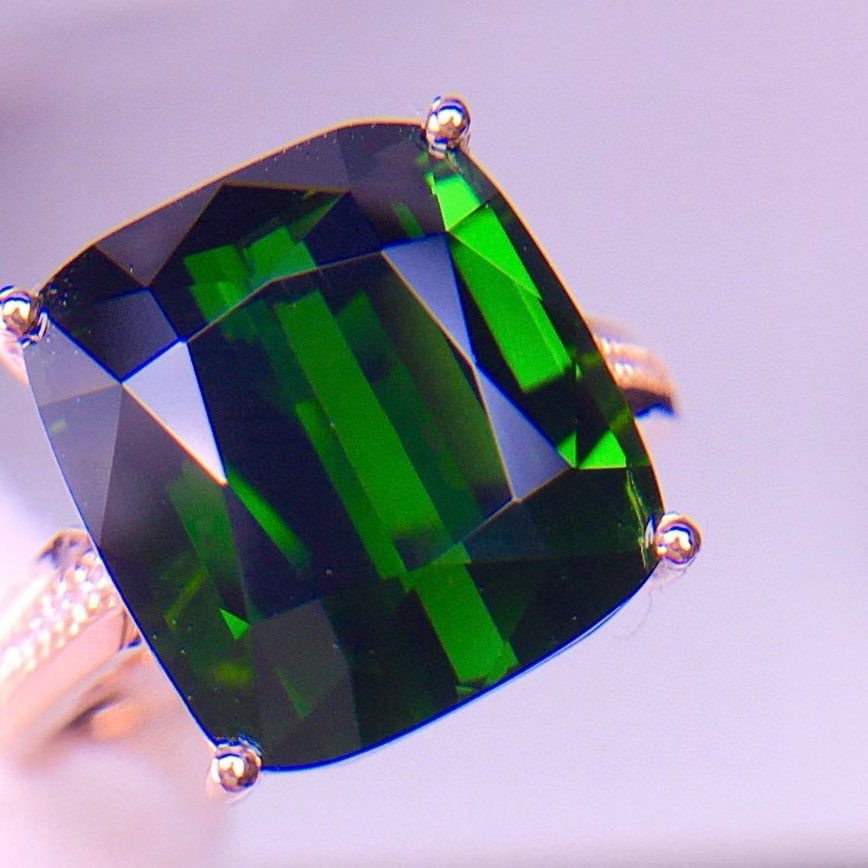 14k Gold 9.1 Ct Natural Tourmaline & Diamond Ring - 5