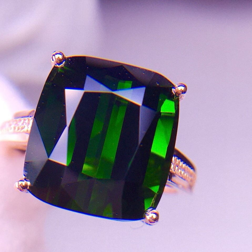 14k Gold 9.1 Ct Natural Tourmaline & Diamond Ring - 6