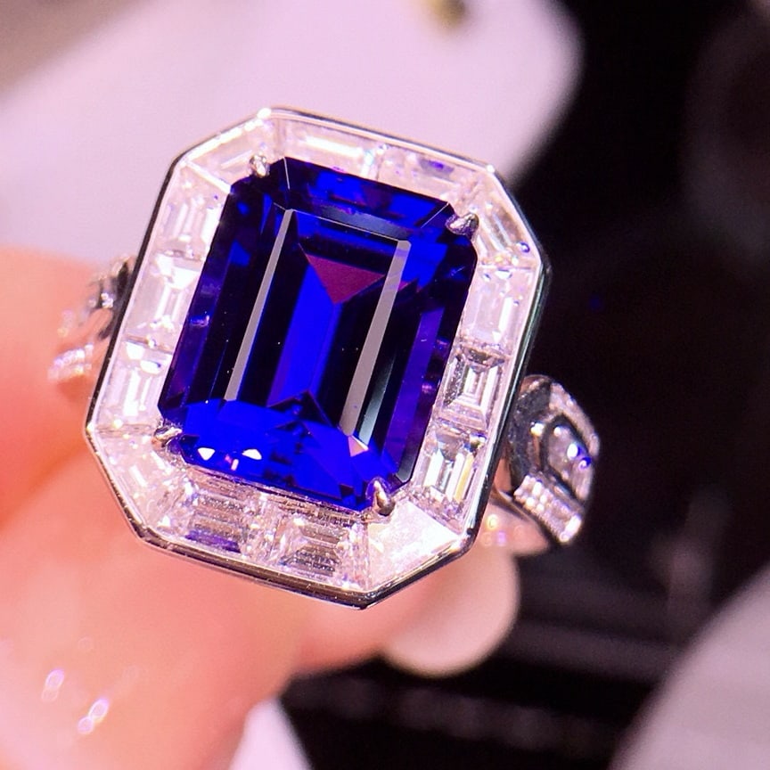 14k Gold 7.18 Ctw Natural Tanzanite & Diamond Ring - 4