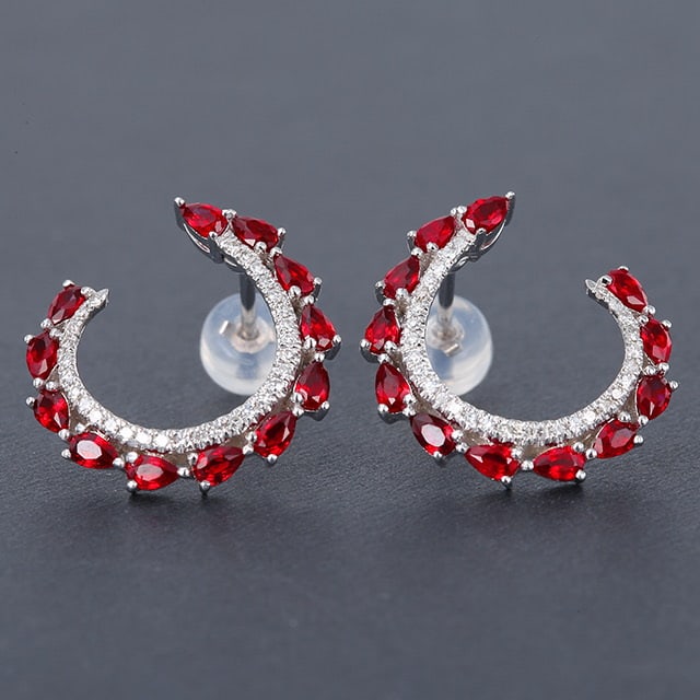 14k Gold 1.53 Ctw Natural Ruby & Diamond Earrings: Ref:231053023 // gold content:14k gold // main gemstone:ruby // shape:pear // carat weight:1. 35ct // color:red // treatment:natural // // adjacent gemstone 2 : diamond // number of stones:60 //