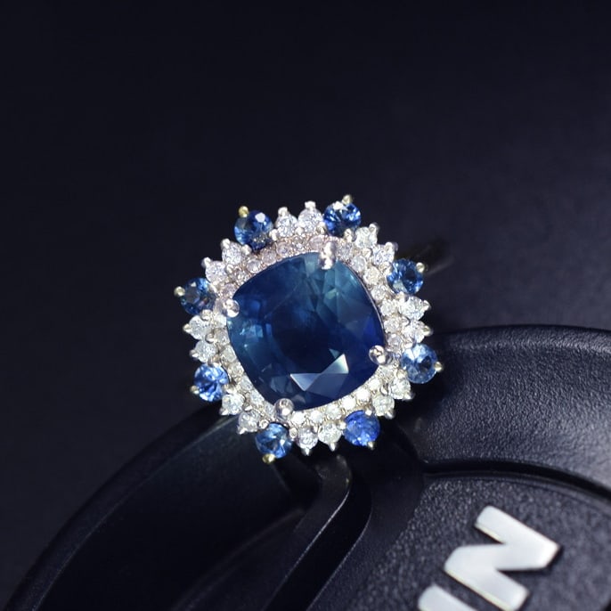 14k Gold 3.76 Ctw Natural Sapphire & Diamond Ring: Ref:231053026 // gold content:14k gold // ring size:7. 25us // // main gemstone:sapphire // shape:cushion // carat weight:3. 4ct // color:blue // treatment:natural // // adjacent gemstone 2 : diamond 