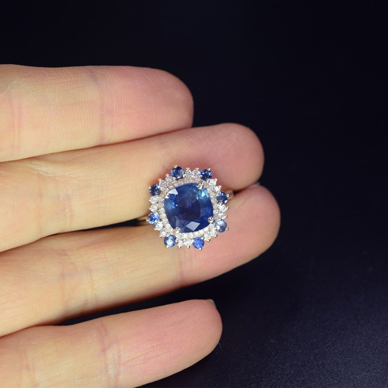 14k Gold 3.76 Ctw Natural Sapphire & Diamond Ring - 3