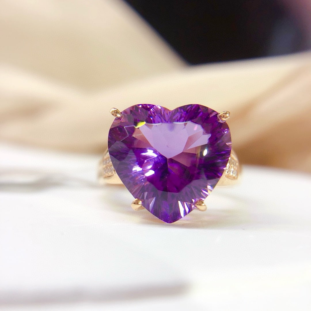 14k Gold 7.15 Ct Natural Amethyst & Diamond Ring: Ref:231053056 // gold content:14k gold // ring size:7. 25us // // main gemstone:amethyst // shape:heart // carat weight:7. 15ct // color:purple // treatment:natural // // adjacent gemstone 2 :