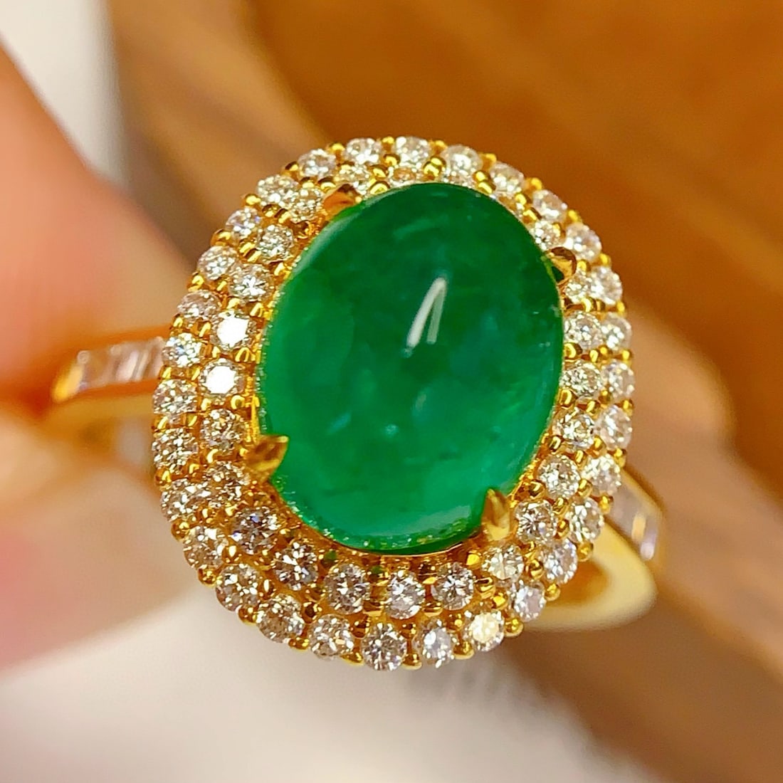 14k Gold 3.68 Ct Natural Emerald & Diamond Ring - 5