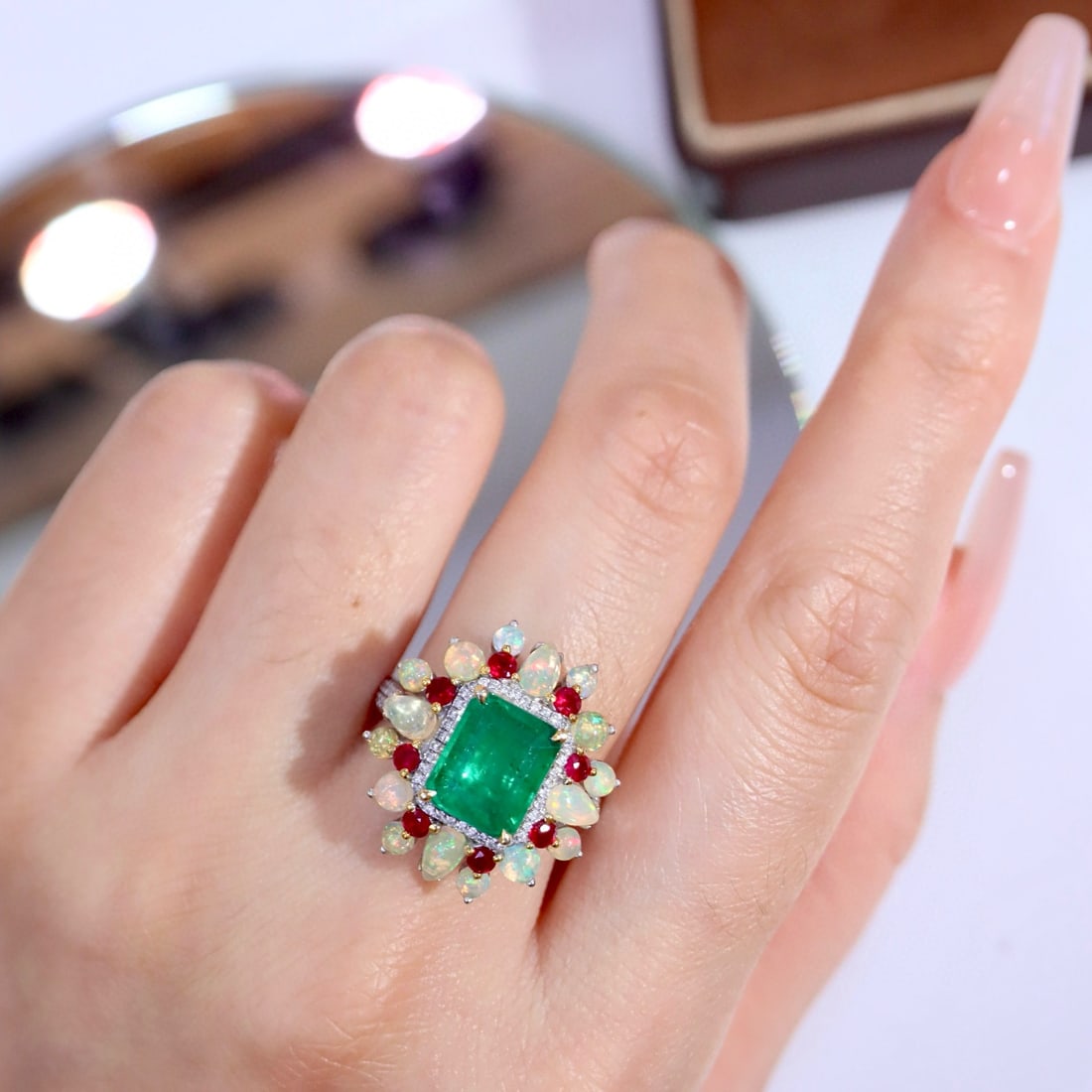 14k Gold 2.73 Ctw Natural Emerald & Diamond Ring - 4