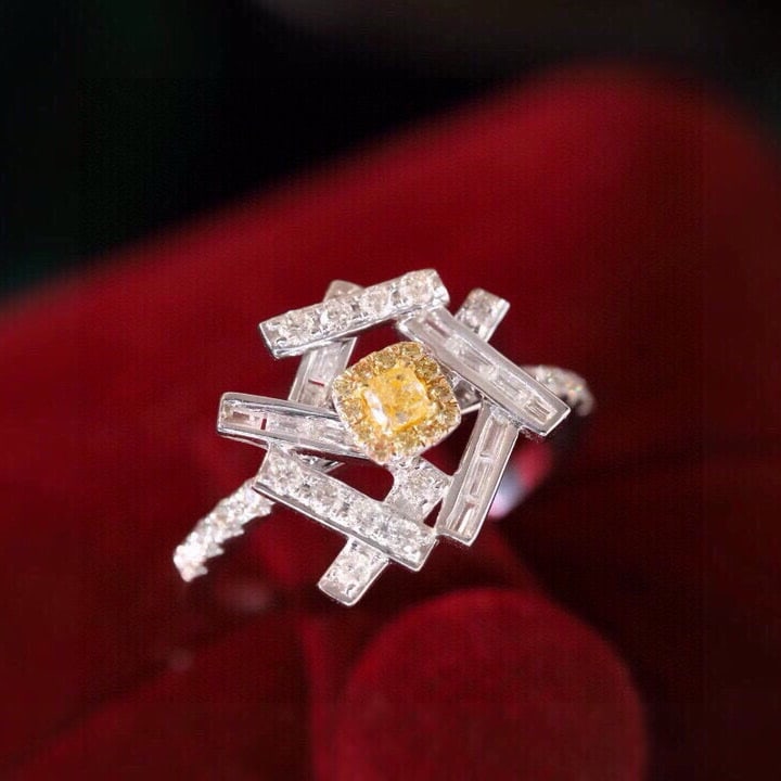14k Gold 0.6 Ctw Natural Yellow Diamond & Diamond Ring - 4