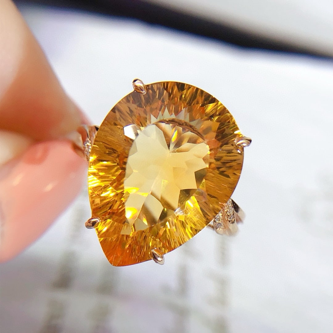 14k Gold 9.8 Ct Natural Citrine & Diamond Ring - 4