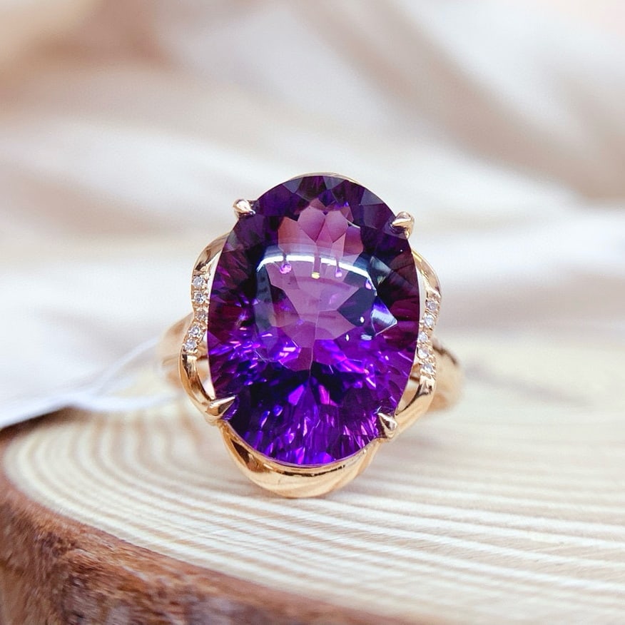 14k Gold 8.35 Ct Natural Amethyst & Diamond Ring - 4