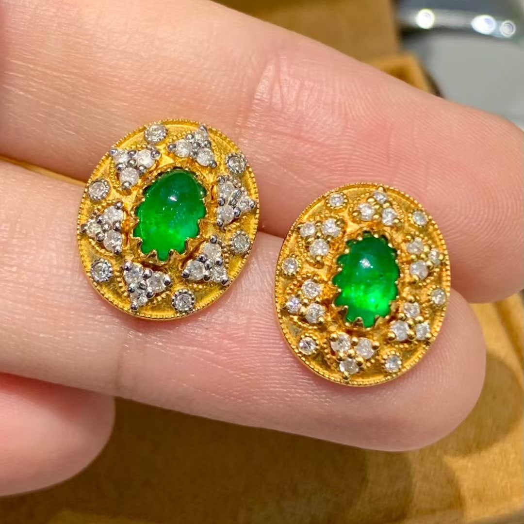14k Gold 1.35 Ct Natural Emerald & Diamond Earrings - 3