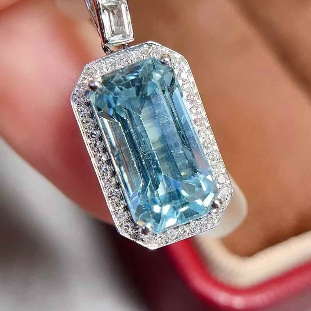 14k Gold 5.17 Ctw Natural Aquamarine & Diamond Pendant( Without Chain ) - 3