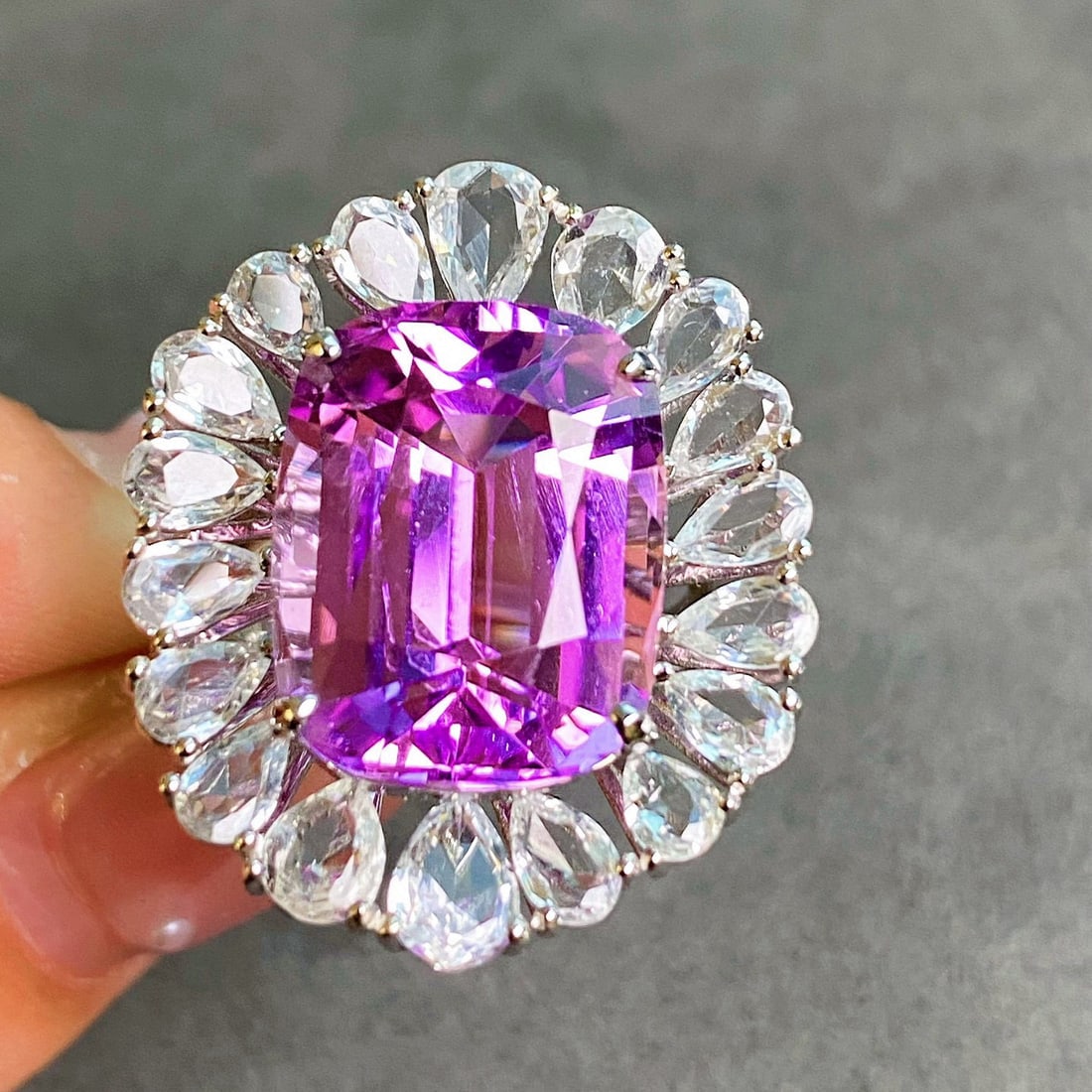 14k Gold 20.03 Ctw Natural Kunzite & Sapphire Ring - 4