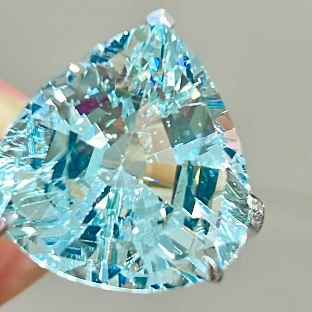 14k Gold 13 Ct Natural Aquamarine & Diamond Ring - 3