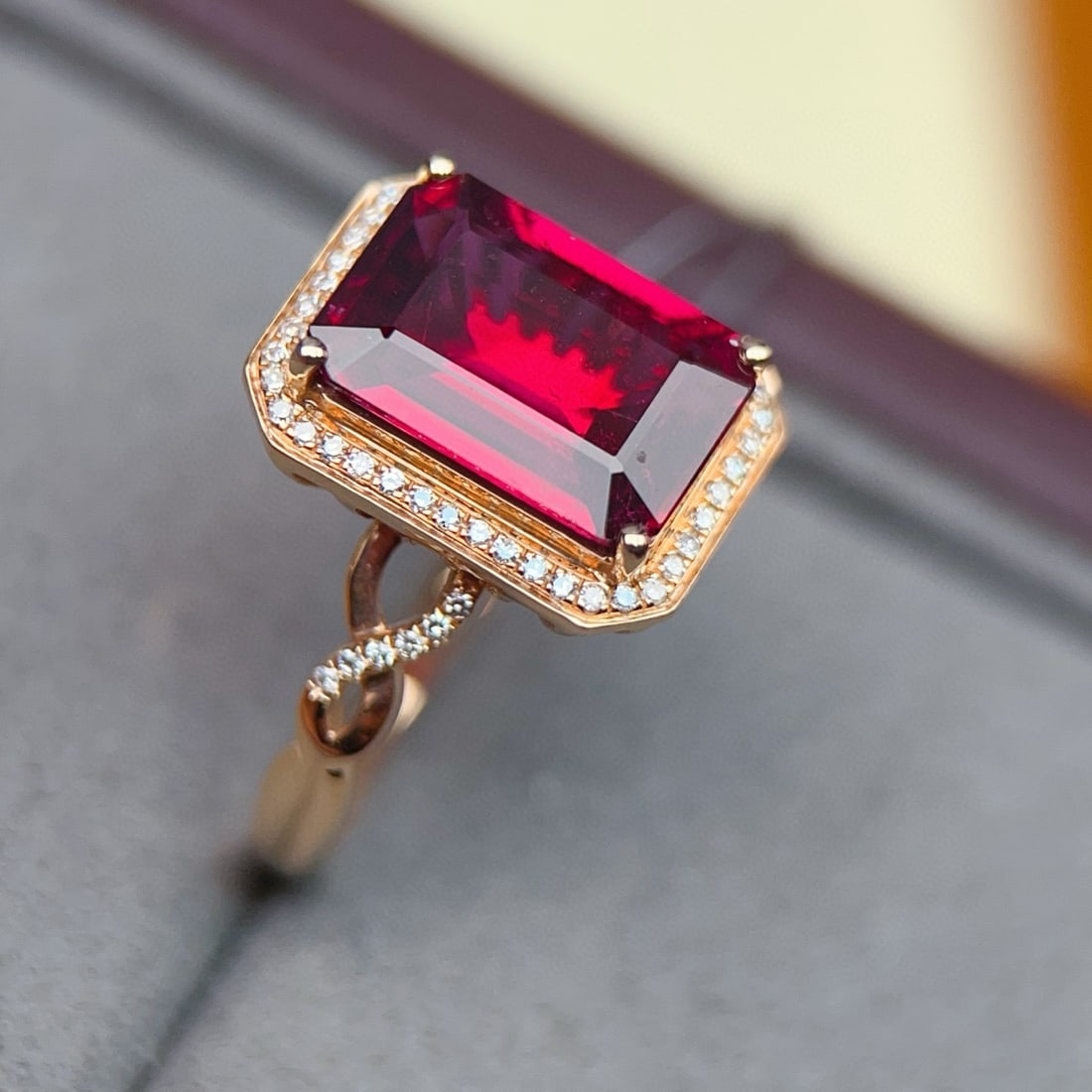 14k Gold 3.57 Ctw Natural Tourmaline & Diamond Ring - 4