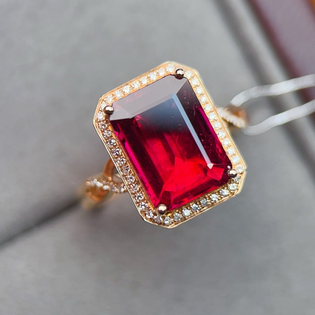 14k Gold 3.57 Ctw Natural Tourmaline & Diamond Ring - 6