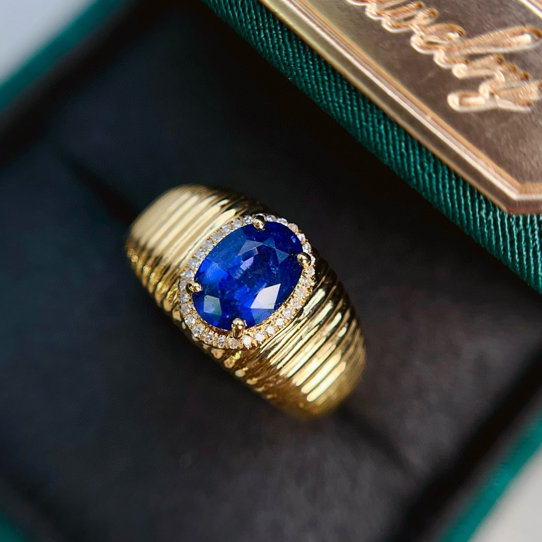 14k Gold 1.60 Ct Natural Sapphire & Diamond Ring: Ref:231053206 // gold content:14k gold // ring size:7. 25us // // main gemstone:sapphire // shape:oval // carat weight:1. 60ct // color:blue // treatment:natural // // adjacent gemstone 2 : diamond